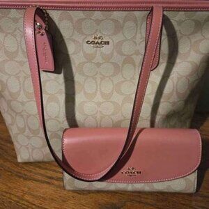 Coach bag and wallet set